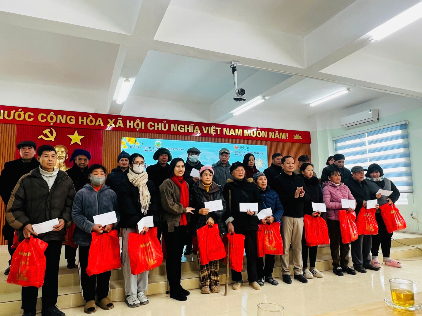 1796004285128994708 (1)